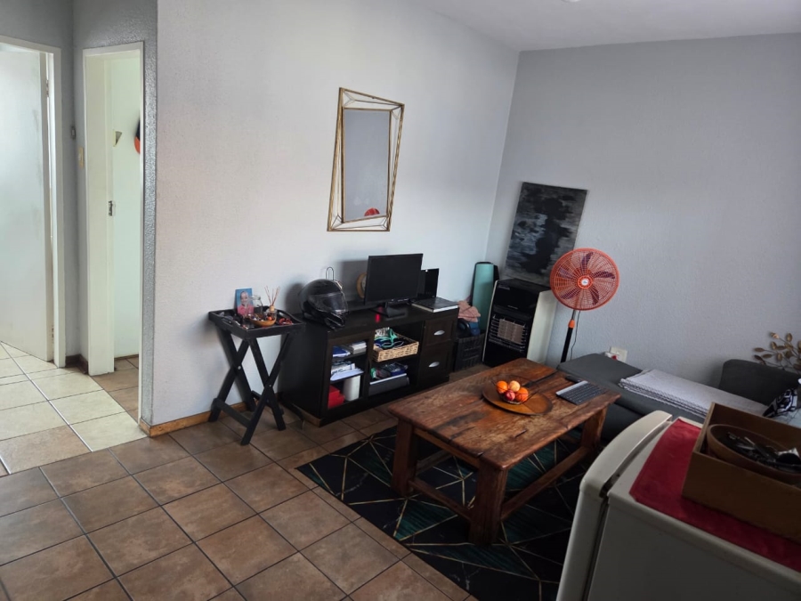1 Bedroom Property for Sale in Rustenburg Central North West